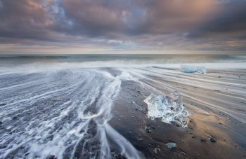 11-Day7-Jokulsarlon-Ice-Lagoon-Beach-Bergs4