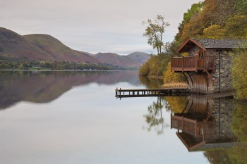 20-10-19-Boathouse-Sunrise---Pooley-Bridge---close-reflectionsIMG_3404