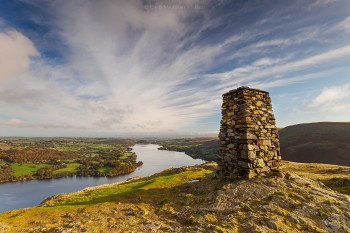 21-10-19-Hallin-Fell-Sunrise---Obelisk-IMG_3640